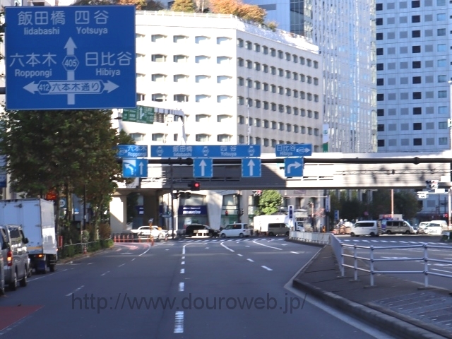 溜池交差点の写真