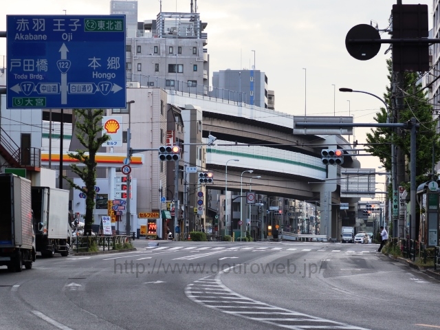 西巣鴨交差点の写真