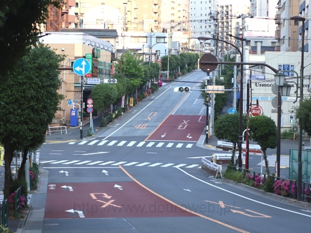 市谷柳町交差点の写真