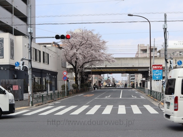 中村橋駅交差点の写真