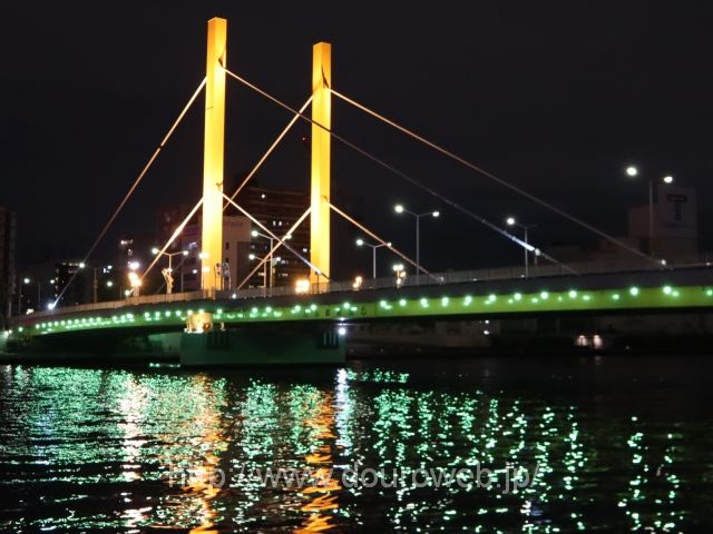 新大橋のライトアップ