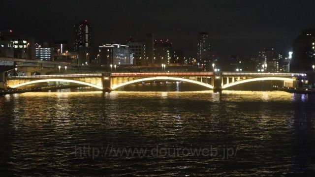 蔵前橋のライトアップ