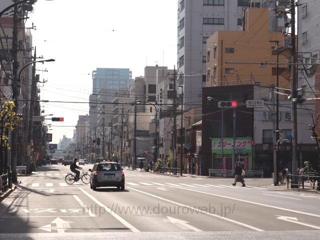 横川交番前交差点の写真
