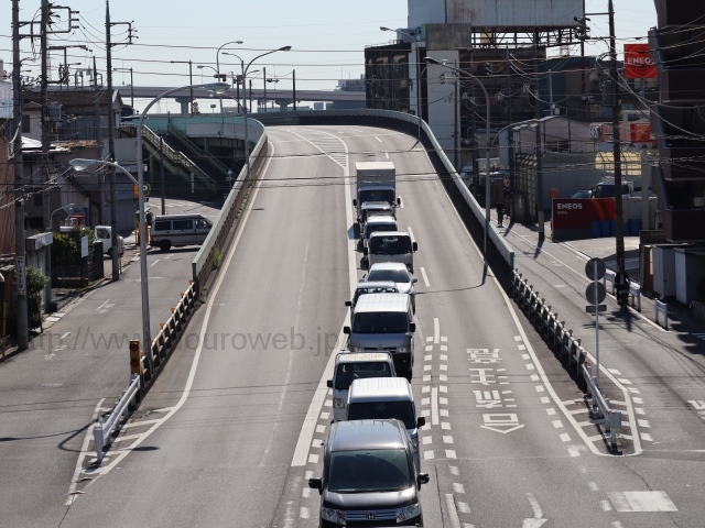 江北橋の西詰の交差点交点の写真