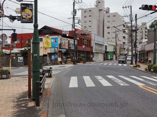 住江町交差点の写真