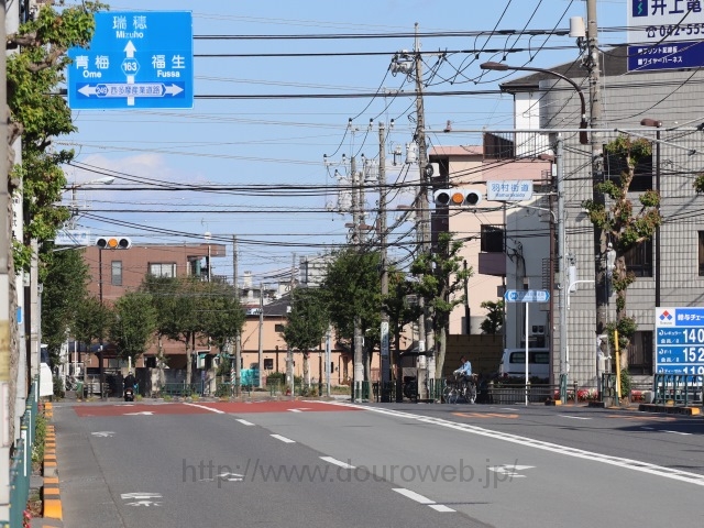 羽村街道交差点の写真