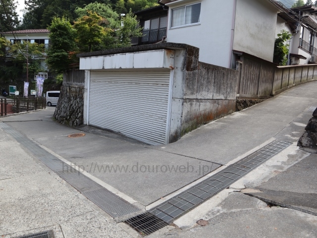 御岳山駅~神代のケヤキの写真