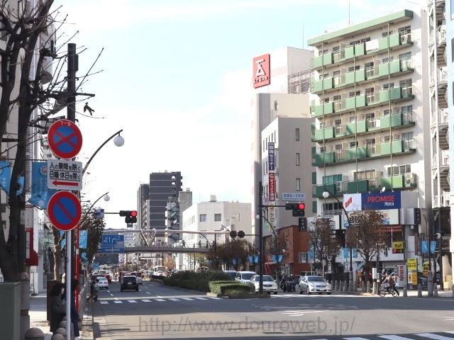 聖蹟桜ヶ丘駅前の写真
