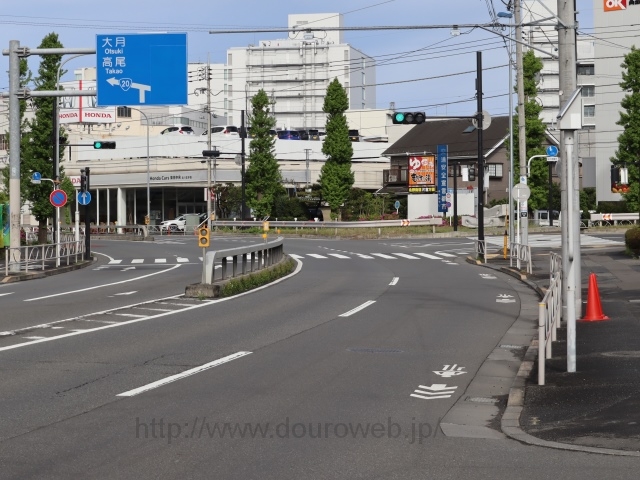 高倉町西交差点の写真