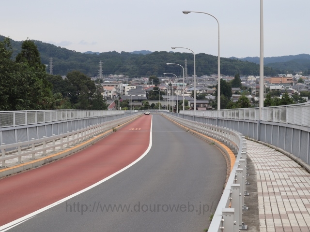 山田大橋の写真