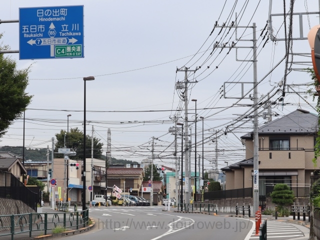 山田交差点の写真