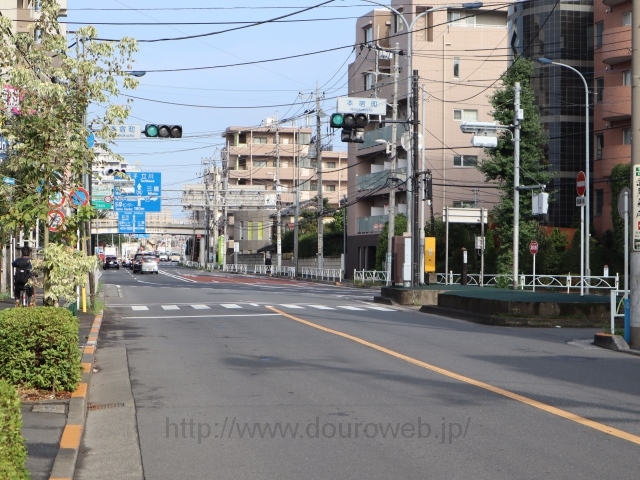 本宿町交差点の写真