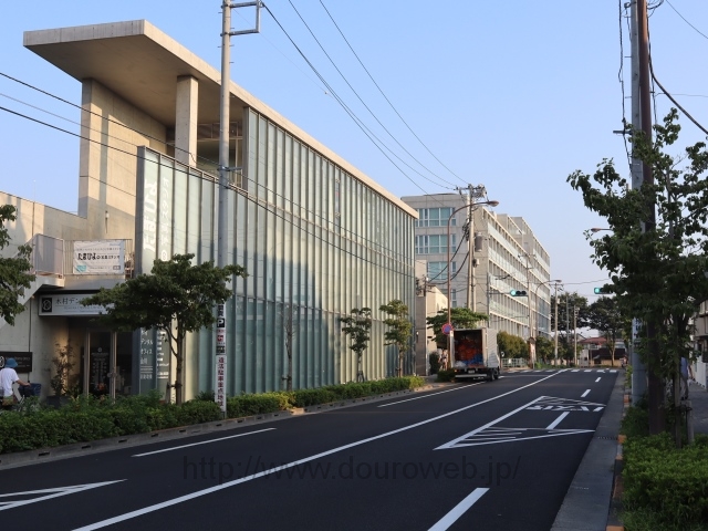 仙川駅前の写真